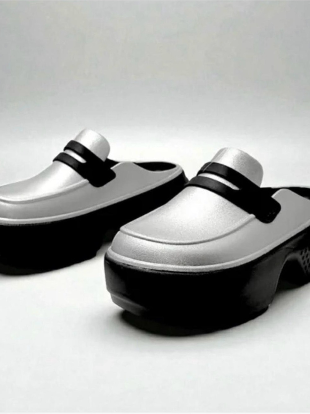 CROCS Metallic Silver Platform Mule Clogs with Black Strap